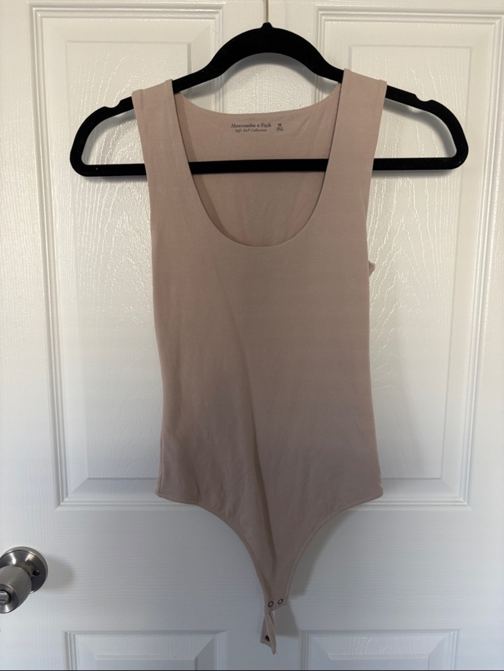 Abercrombie & Fitch Soft Collection Women's Taupe Scoop-Neck Bodysuit